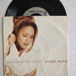 Wendy Moten / So Close To Love & / Step By Step